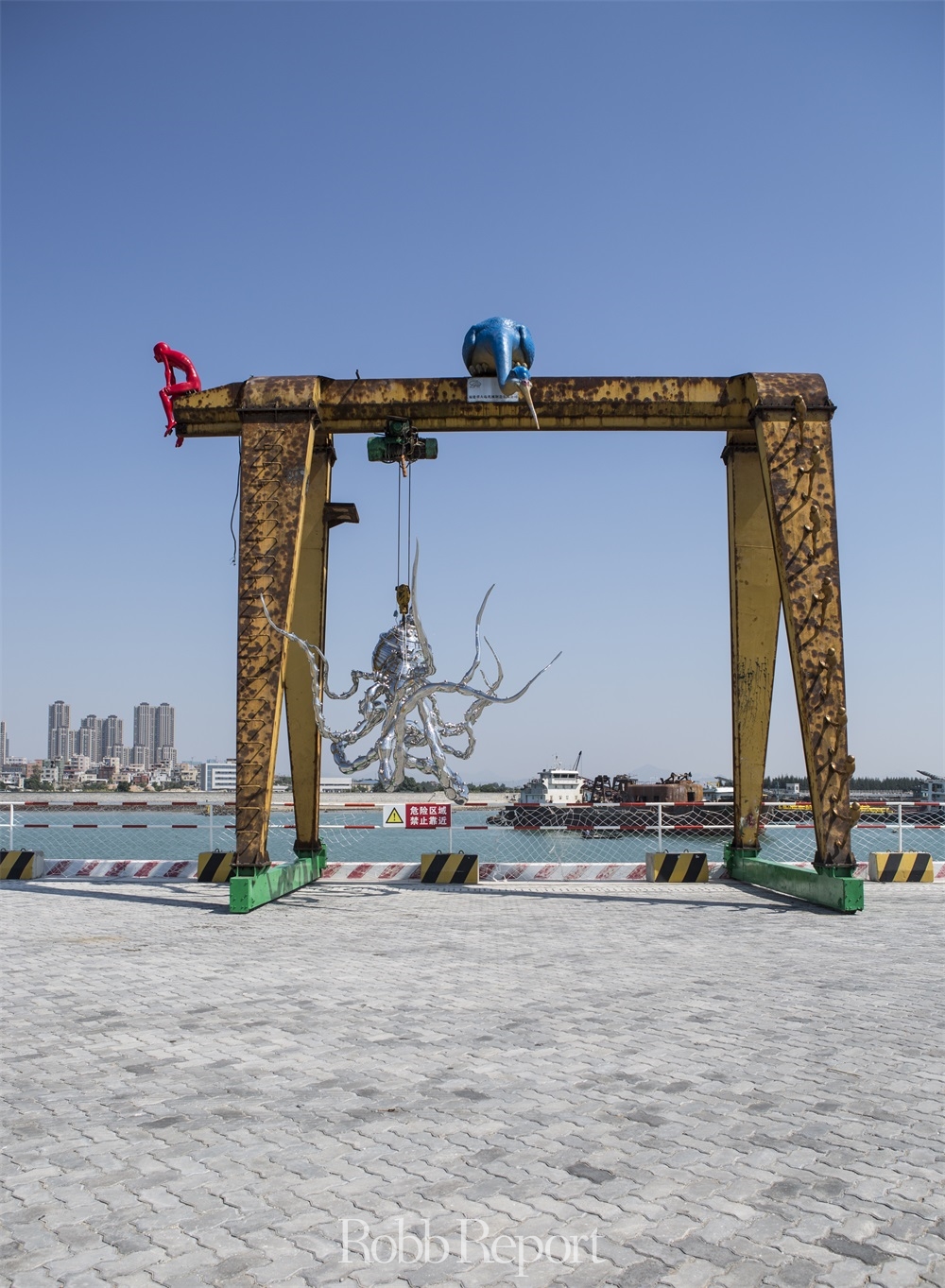 1539659269484480.jpg 13 超旷的风景 900x1000x550cm 综合材料 2018.jpg